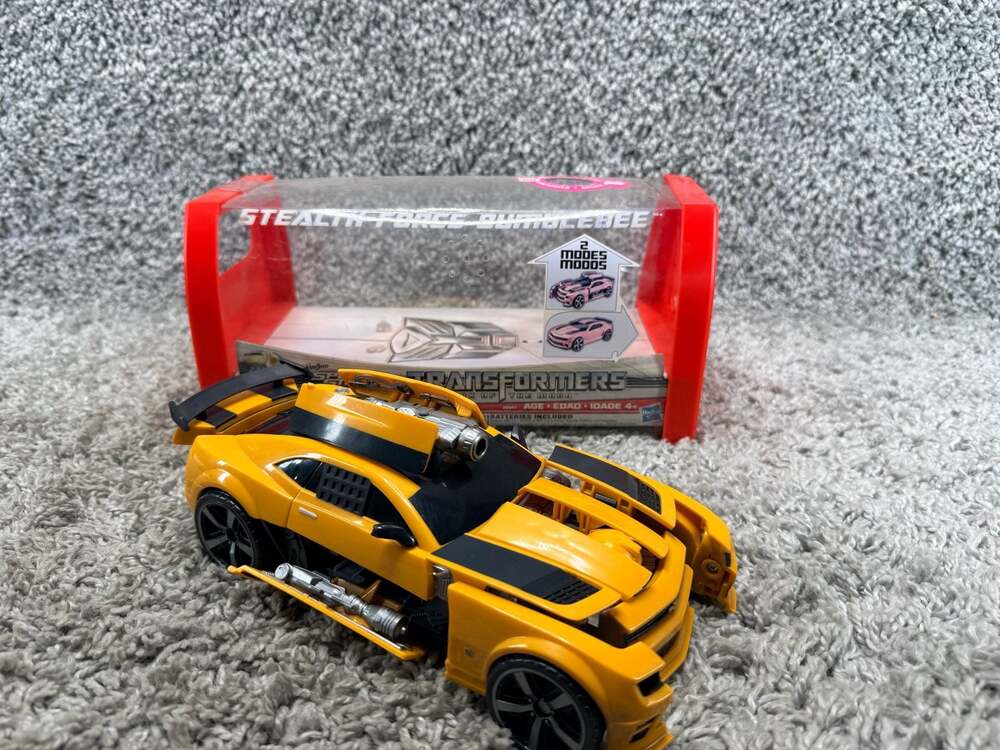Hasbro Transformers Dark of the Moon Speed Stars Stealth Force Bumblebee